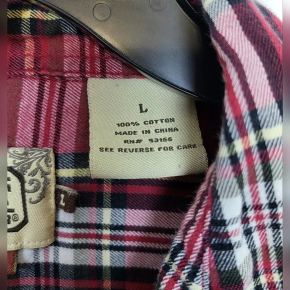 C.E. Schmidt Women's Workwear Red Plaid Long Sleeve Button Down Shirt Size L - Picture 3 of 6